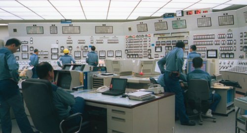 mihama2.jpg (33481 �o�C�g)